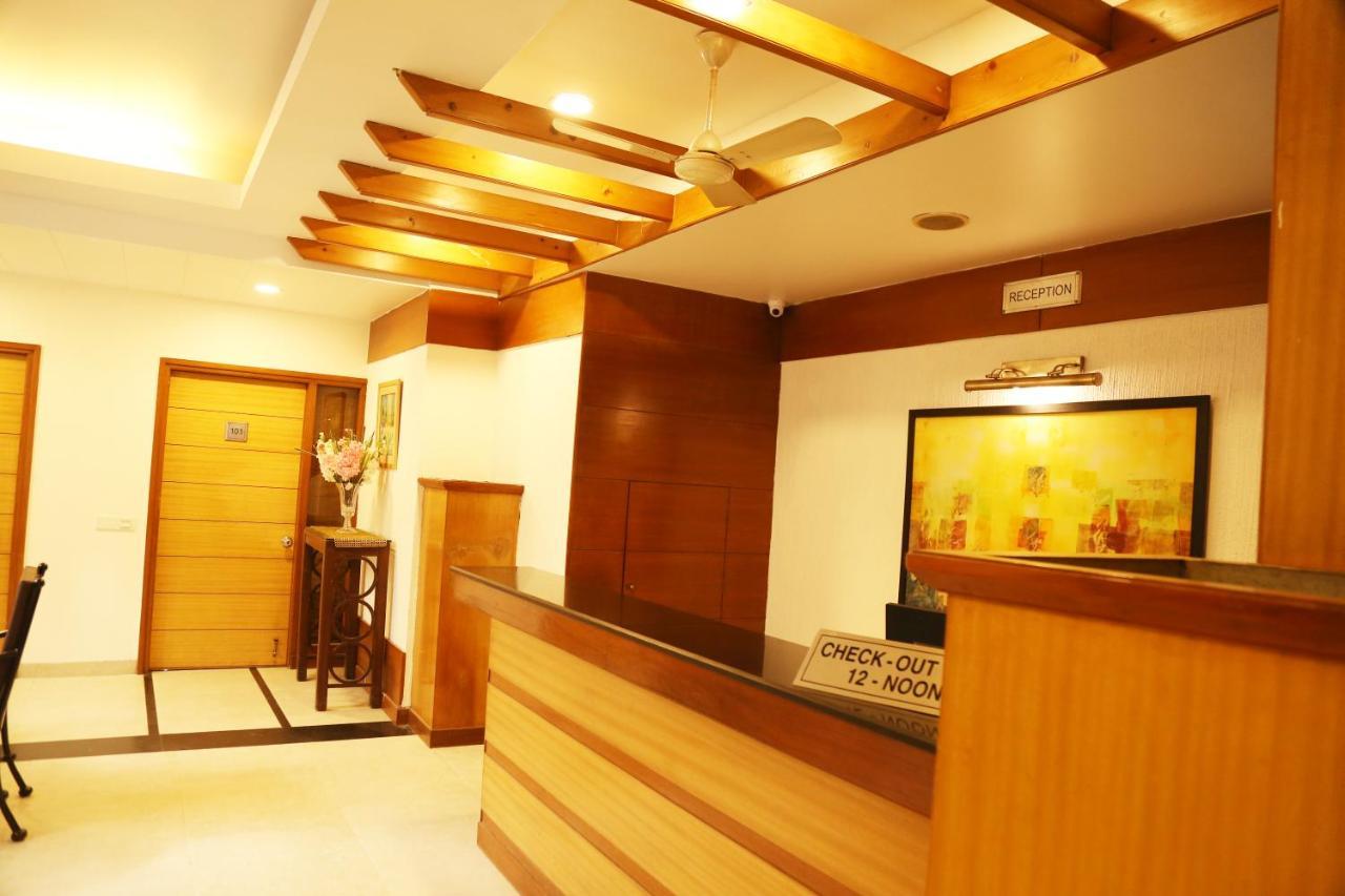 Hotel H26 Chandigarh Exterior photo