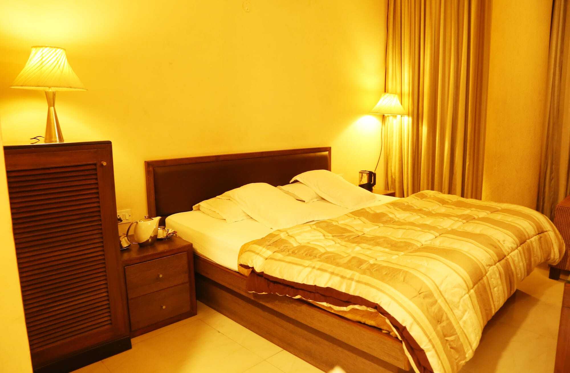 Hotel H26 Chandigarh Exterior photo